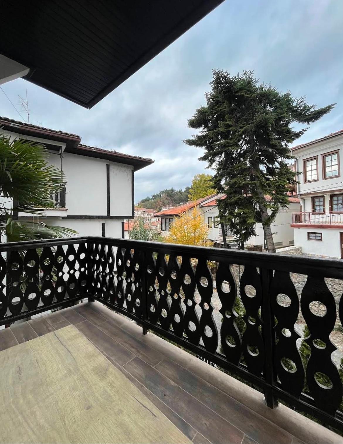Aparthotel Old House